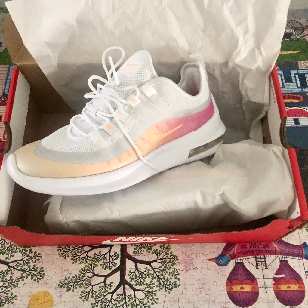 Brand New Nike Air Max Brand New Nike Air Max